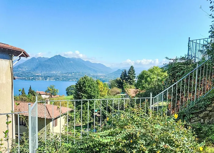 Semesterbostad Delle Ortensie By Interhome Stresa
