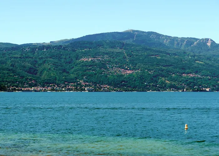 Delle Ortensie By Interhome Semesterbostad Stresa